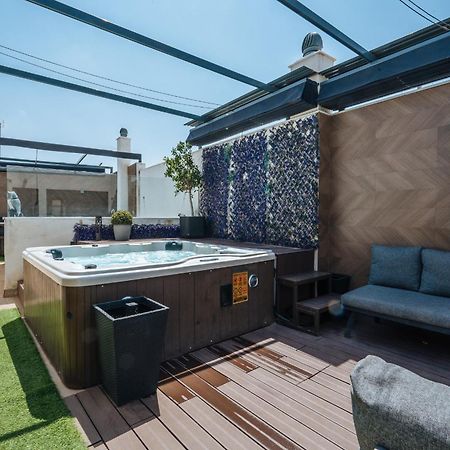 Elegant Duplex 3 Master Bedrooms And Private Seville Luaran gambar