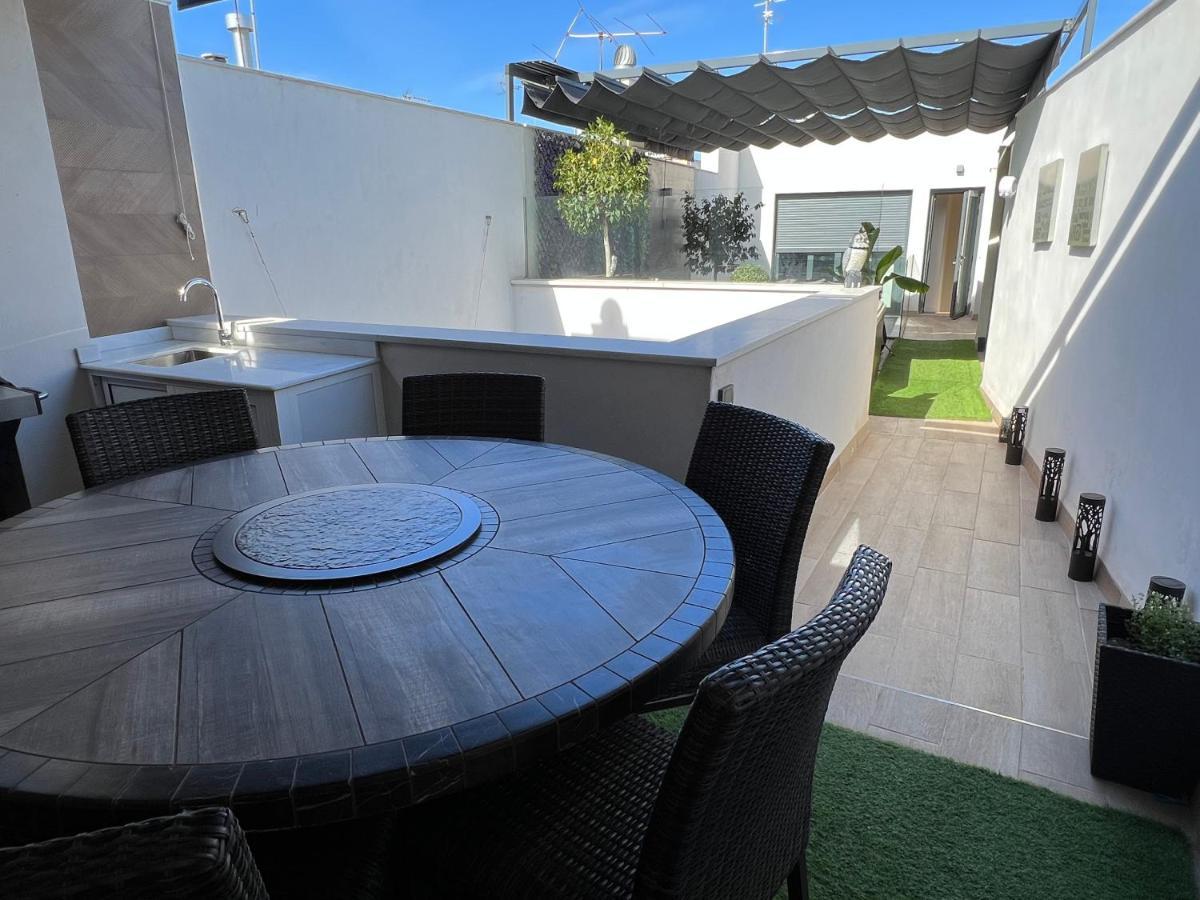 Elegant Duplex 3 Master Bedrooms And Private Seville Luaran gambar