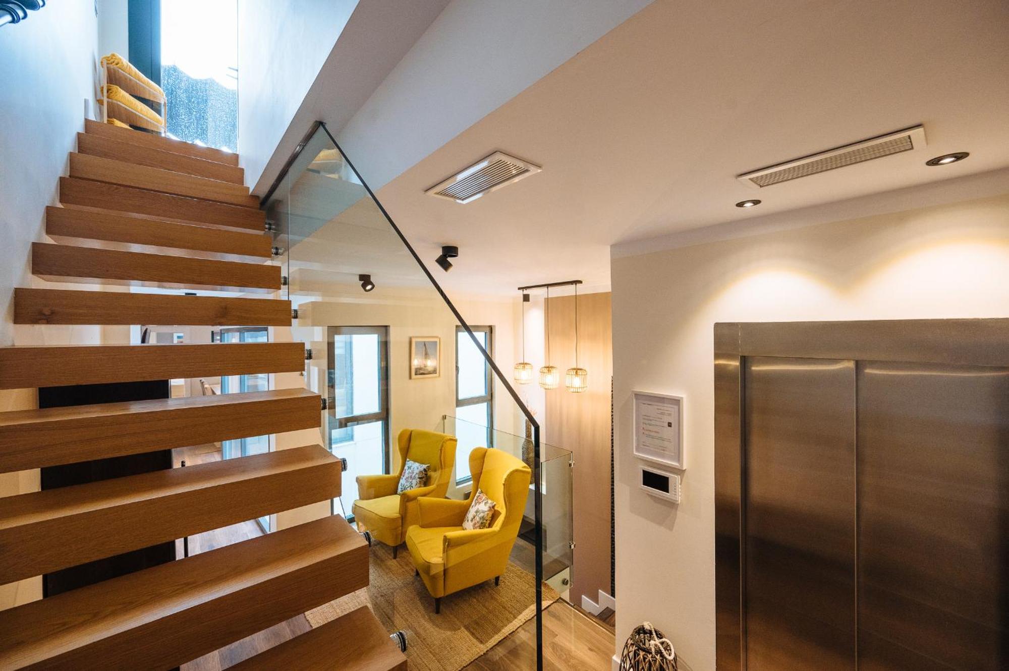Elegant Duplex 3 Master Bedrooms And Private Seville Luaran gambar