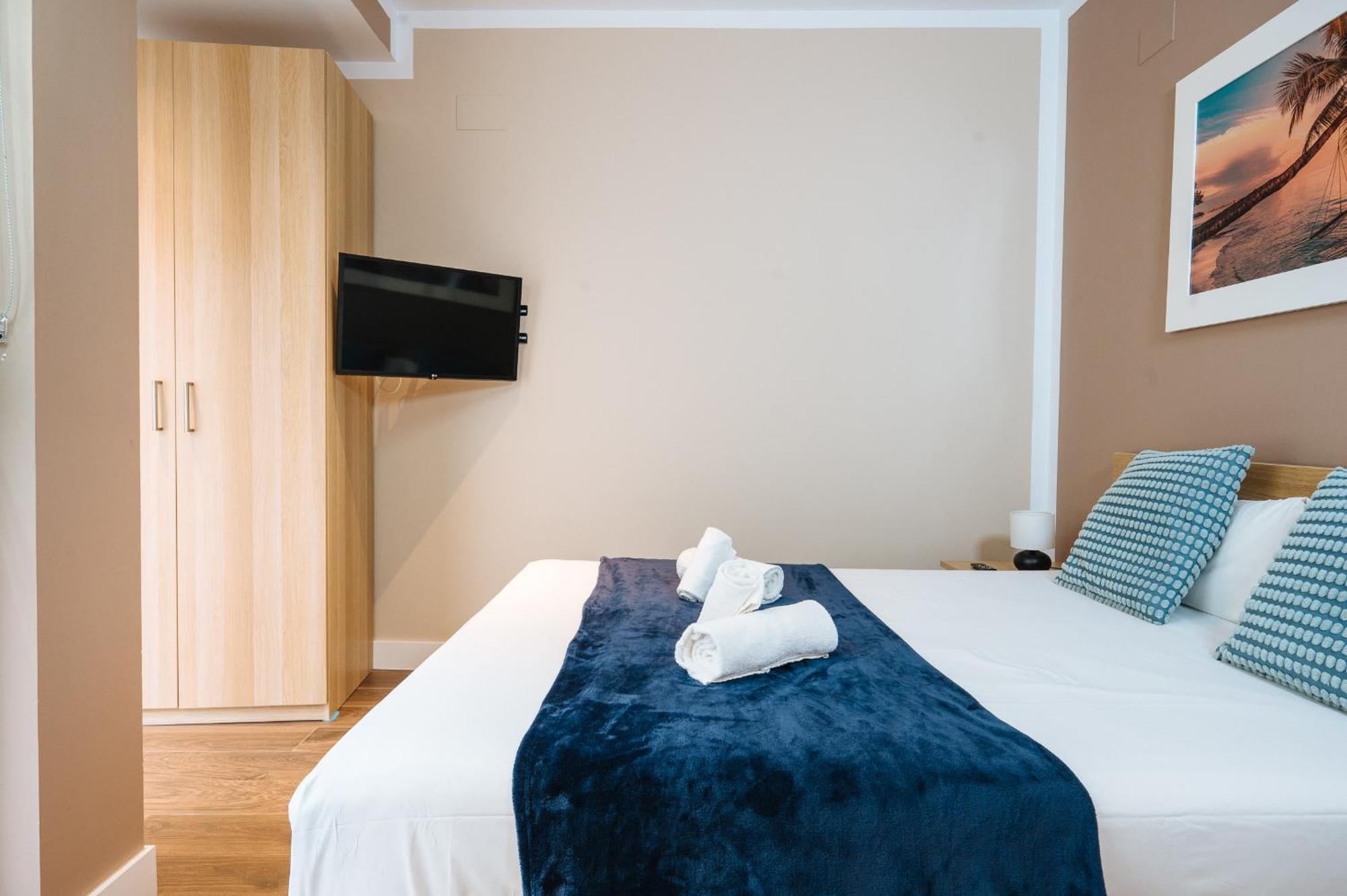 Elegant Duplex 3 Master Bedrooms And Private Seville Luaran gambar