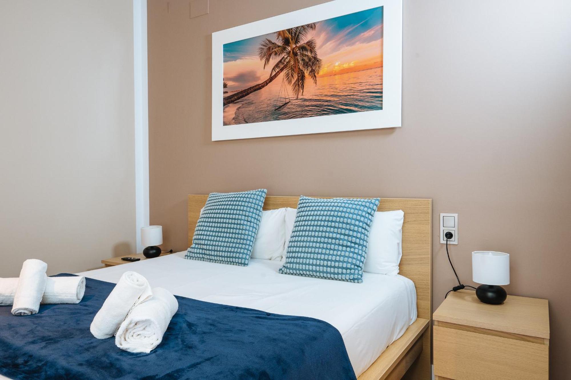 Elegant Duplex 3 Master Bedrooms And Private Seville Luaran gambar