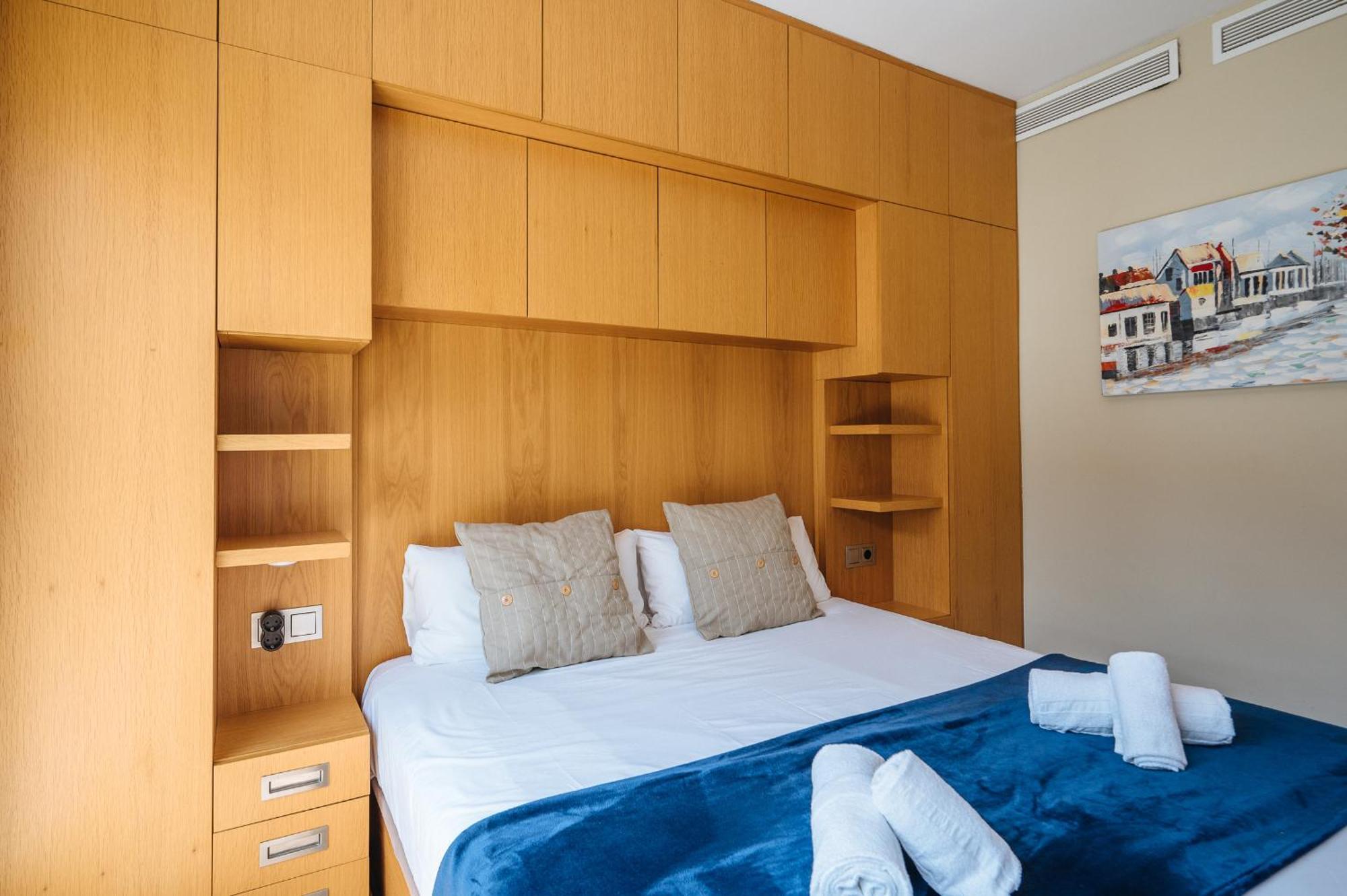 Elegant Duplex 3 Master Bedrooms And Private Seville Luaran gambar