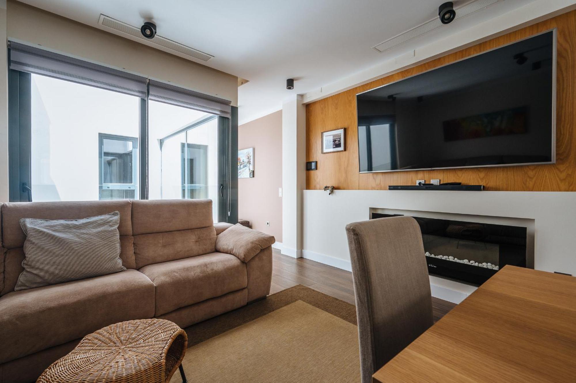 Elegant Duplex 3 Master Bedrooms And Private Seville Luaran gambar