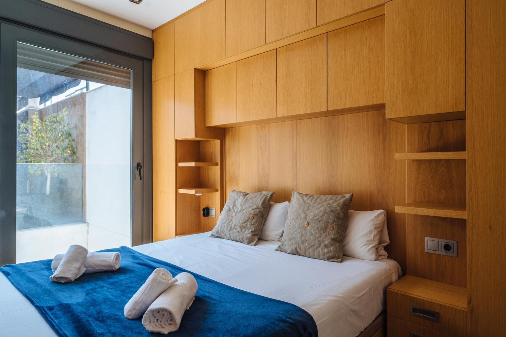 Elegant Duplex 3 Master Bedrooms And Private Seville Luaran gambar