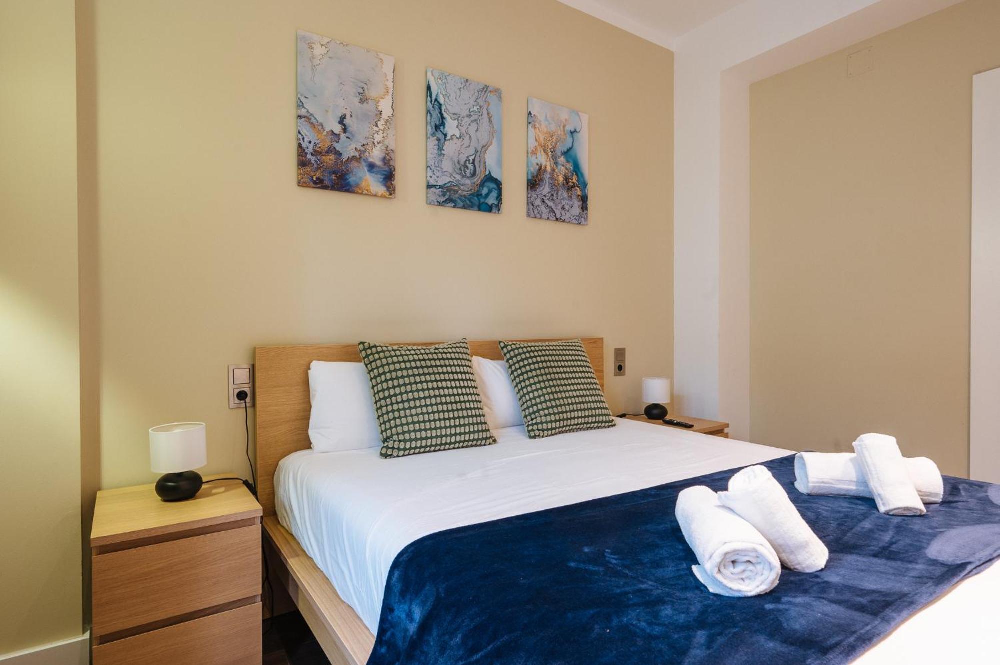 Elegant Duplex 3 Master Bedrooms And Private Seville Luaran gambar